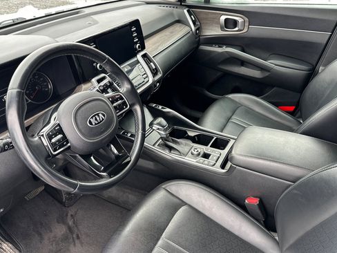 Used 2021 Kia Sorento EX image 9