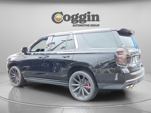 Used 2021 Chevrolet Tahoe High Country w/ Premium Package AWD/4WD image 4