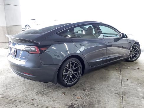 Used 2022 Tesla Model 3 Long Range image 6