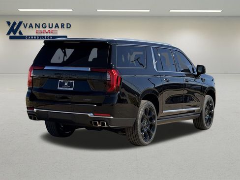 New 2026 GMC Yukon XL Denali w/ Denali Reserve Package image 4