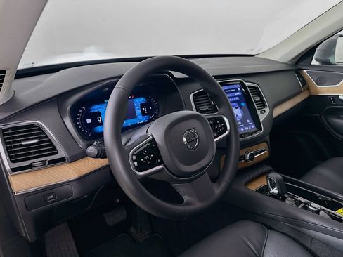 Used 2025 Volvo XC90 B6 Plus w/ Protection Package Premier AWD/4WD image 31