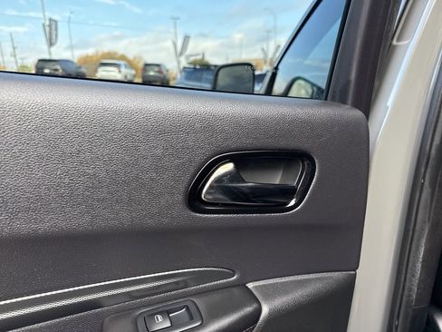 Used 2021 Dodge Durango R/T w/ Blacktop Package image 28