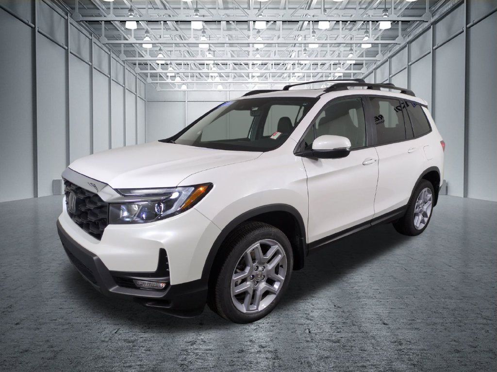 Certified 2025 Honda Passport EX-L image 1