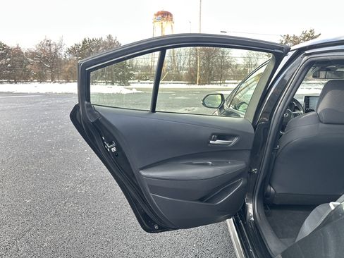 Used 2021 Toyota Corolla SE image 27