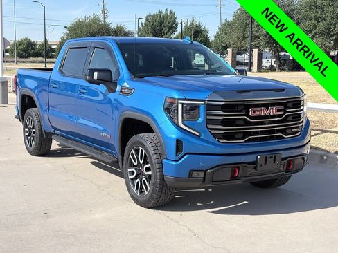 Certified 2022 GMC Sierra 1500 AT4 w/ AT4 Premium Package AWD/4WD image 1