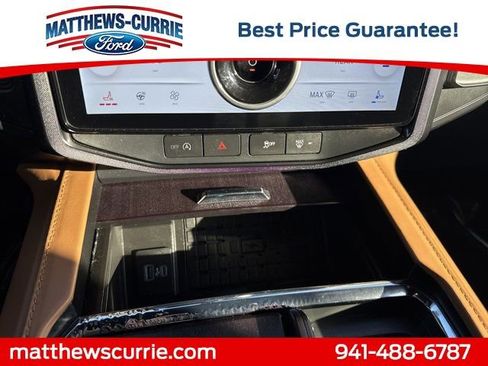 Certified 2022 Ford Expedition Platinum image 22