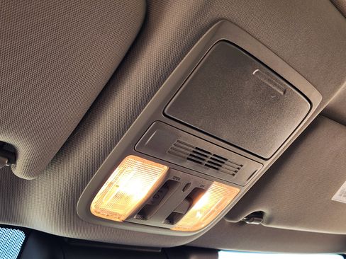 Used 2021 Honda Accord EX-L image 34