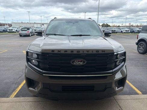 New 2026 Ford Expedition Max Platinum w/ Stealth Performance Package image 26