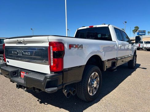 Used 2025 Ford F350 King Ranch w/ FX4 Off-Road Package image 6