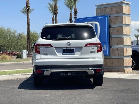 Used 2021 Honda Pilot Touring image 6