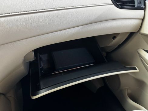 Used 2017 Nissan Rogue SV AWD/4WD image 30