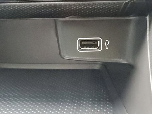 Used 2019 Volkswagen Jetta SEL w/ Cold Weather Package image 21