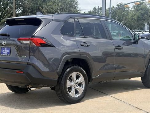 Used 2025 Toyota RAV4 XLE FWD image 7