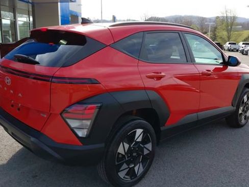 Used 2025 Hyundai Kona SEL AWD/4WD image 4