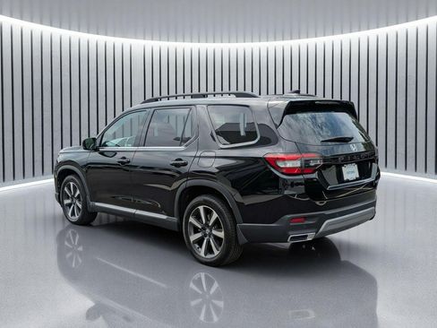 Certified 2023 Honda Pilot Touring image 8