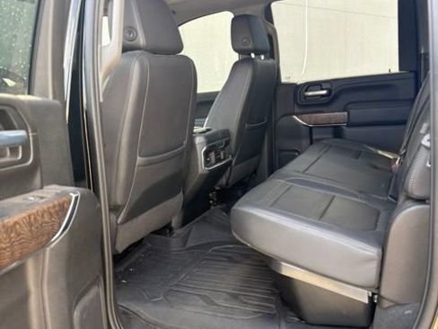 Used 2021 GMC Sierra 2500 Denali w/ Denali Ultimate Package AWD/4WD image 16