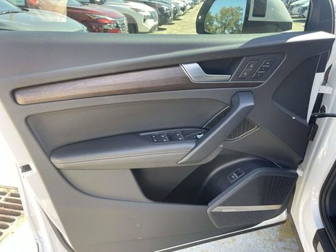 Used 2023 Audi Q5 2.0T Prestige w/ Prestige Package image 19