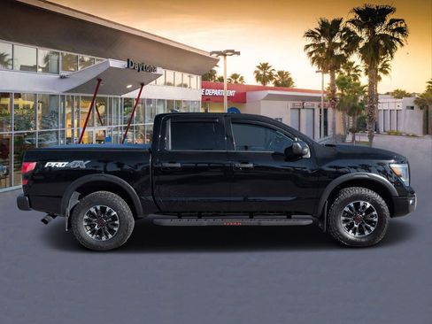 Used 2024 Nissan Titan PRO-4X w/ Off Road Protection Package AWD/4WD image 2