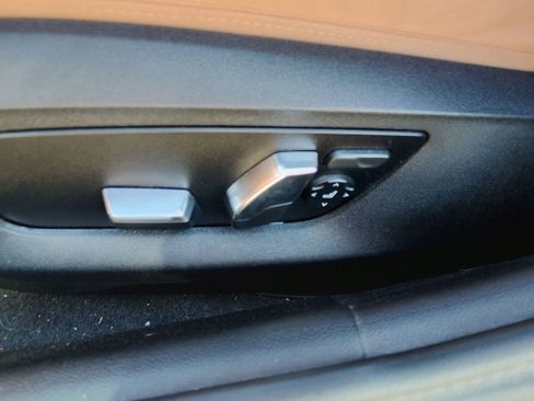 Used 2023 BMW 530i w/ M Sport Package image 11