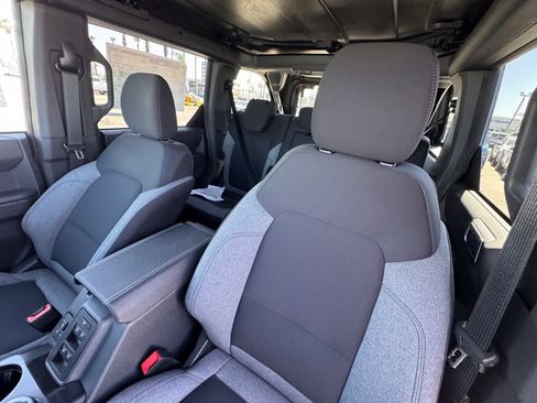 New 2026 Ford Bronco Big Bend image 18