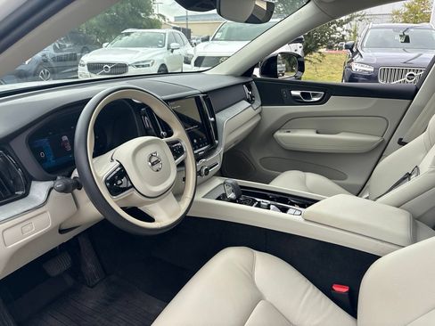 Certified 2025 Volvo XC60 B5 Plus w/ Protection Package Premier AWD/4WD image 18