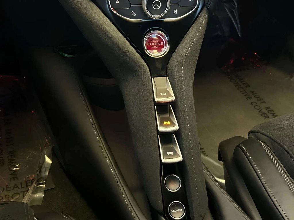 Used 2018 McLaren 720S Performance RWD image 14