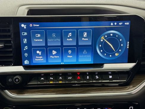 Used 2022 Chevrolet Silverado 1500 LT Trail Boss w/ Convenience Package II image 15