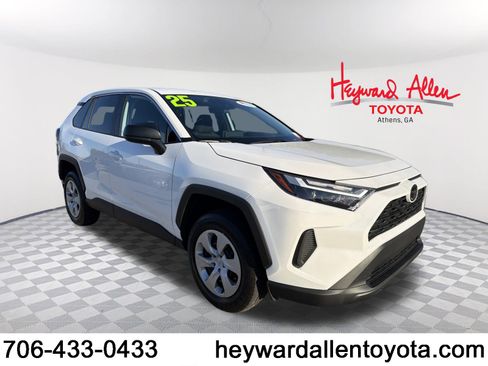 Certified 2025 Toyota RAV4 LE image 1