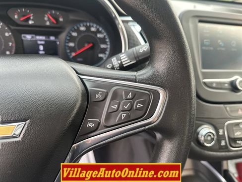 Used 2016 Chevrolet Malibu LT FWD image 23