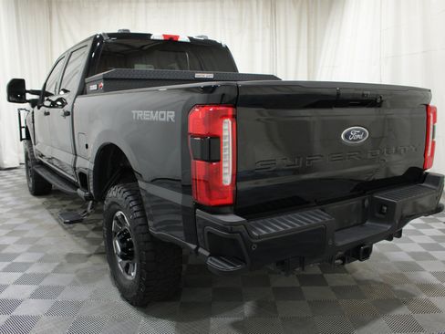 Used 2024 Ford F250 Lariat w/ Lariat Ultimate Package AWD/4WD image 35