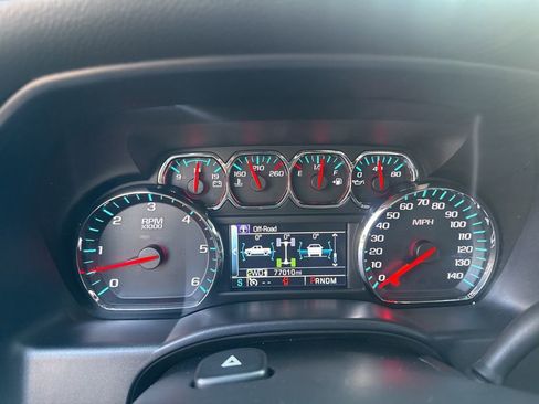 Used 2015 Chevrolet Silverado 1500 LT w/ LT Convenience Package image 42