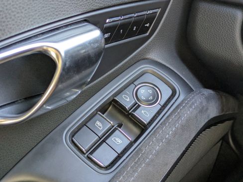 Used 2015 Porsche 911 Carrera GTS image 28