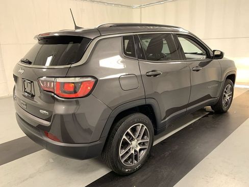 Used 2020 Jeep Compass Latitude w/ Cold Weather Group AWD/4WD image 5