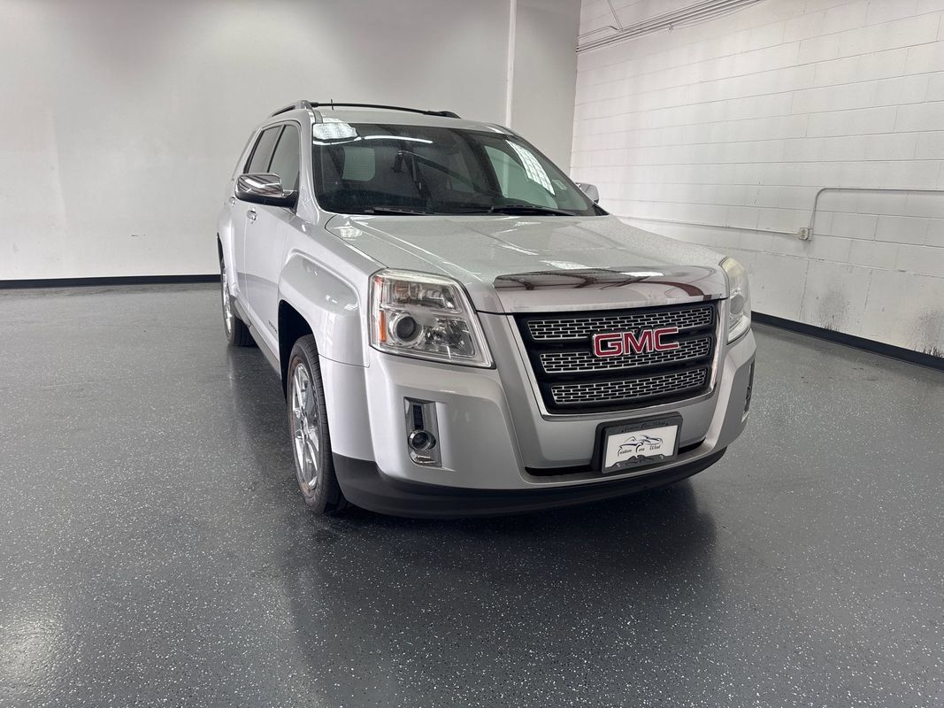 Used 2015 GMC Terrain SLT AWD/4WD image 1