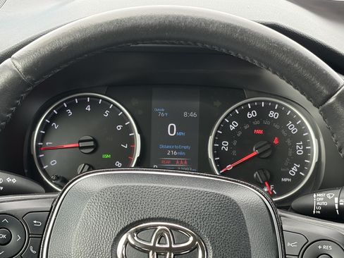 Certified 2021 Toyota RAV4 XLE Premium AWD/4WD image 19