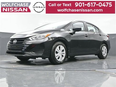 Used 2025 Nissan Versa S w/ Trunk Package image 23