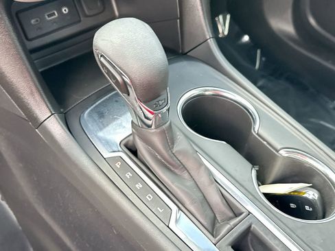 Used 2023 Chevrolet Equinox LS image 17