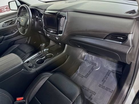 Used 2019 Chevrolet Traverse RS w/ LPO, Floor Liner Package AWD/4WD image 35