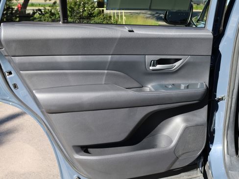 Certified 2024 Toyota Grand Highlander AWD image 15