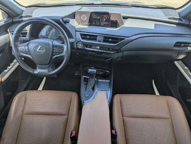 Used 2021 Lexus UX 200 w/ Premium Package FWD image 13