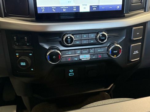 Certified 2022 Ford F150 XLT w/ Equipment Group 302A High image 19