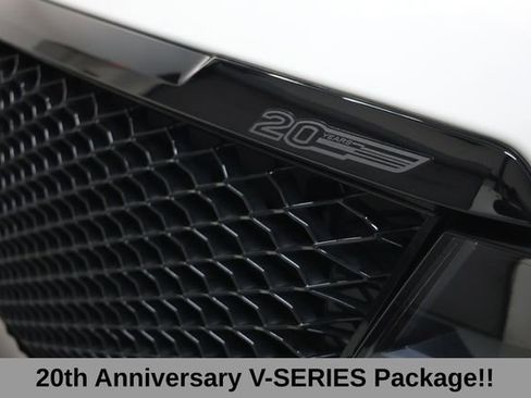Used 2024 Cadillac Escalade ESV V w/ Heavy-Duty Trailer Package AWD/4WD image 11