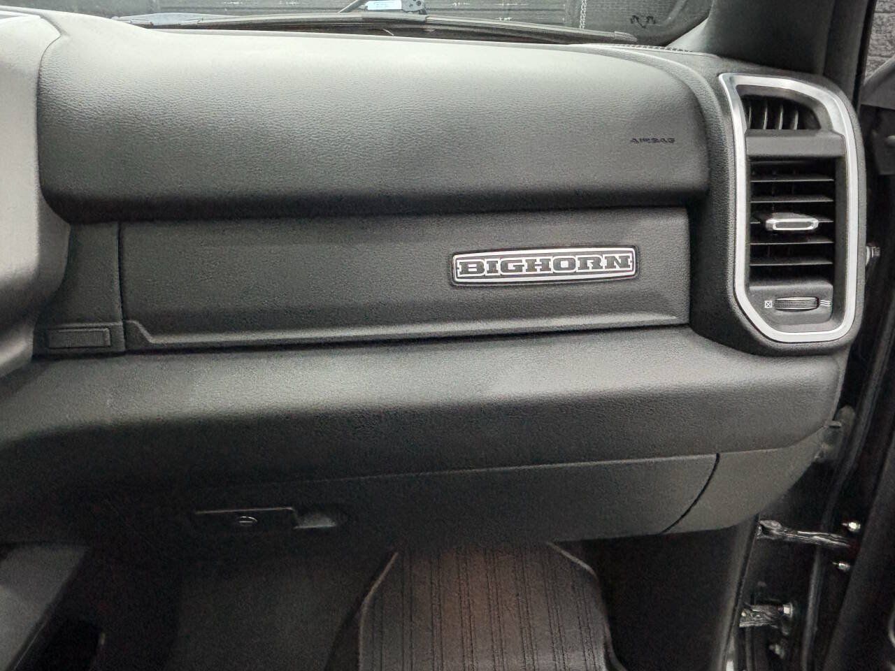 Used 2022 RAM 1500 Big Horn AWD/4WD image 40