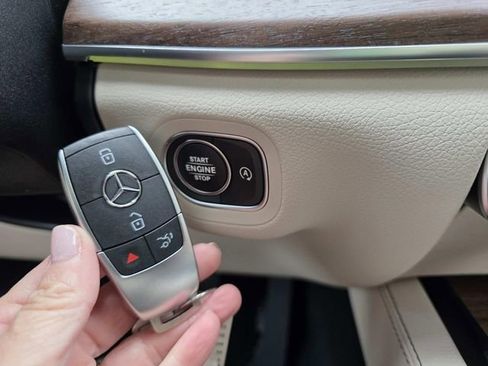New 2026 Mercedes-Benz GLE 450 4MATIC image 16