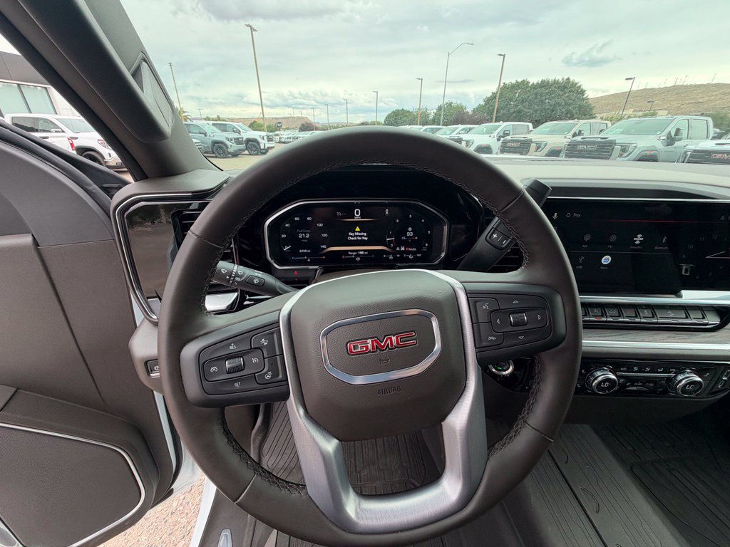 Used 2026 GMC Sierra 1500 SLT w/ X31 Off-Road Package AWD/4WD image 11