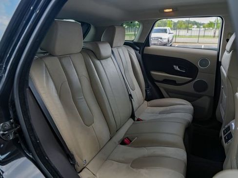 Used 2015 Land Rover Range Rover Evoque Pure image 29