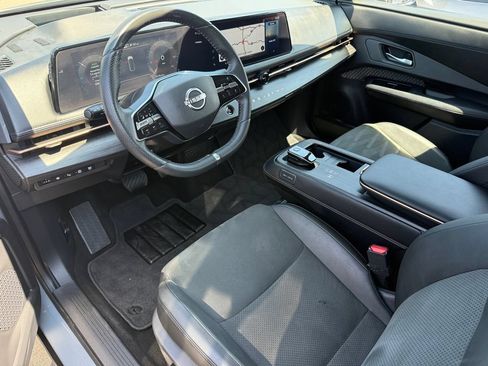 Used 2024 Nissan Ariya FWD image 2