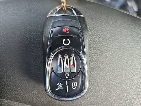 Used 2024 Buick Envista Sport Touring w/ Convenience I Package FWD image 40