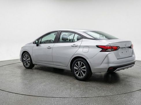 Used 2025 Nissan Versa SV FWD image 6