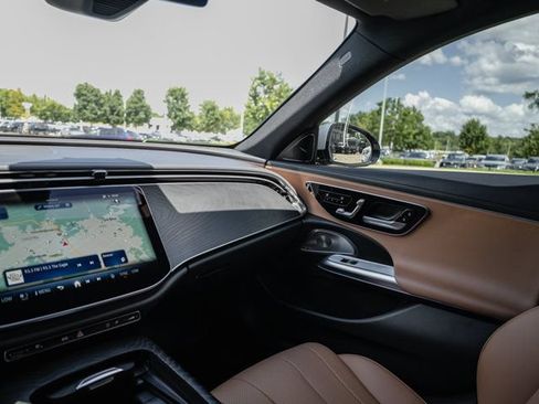Certified 2024 Mercedes-Benz E 350 4MATIC Sedan image 26